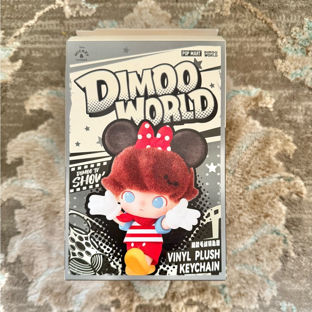 POP MART DIMOO WORLD x DISNEY Series Vinyl Plush Keychain - Daisy’s Gift